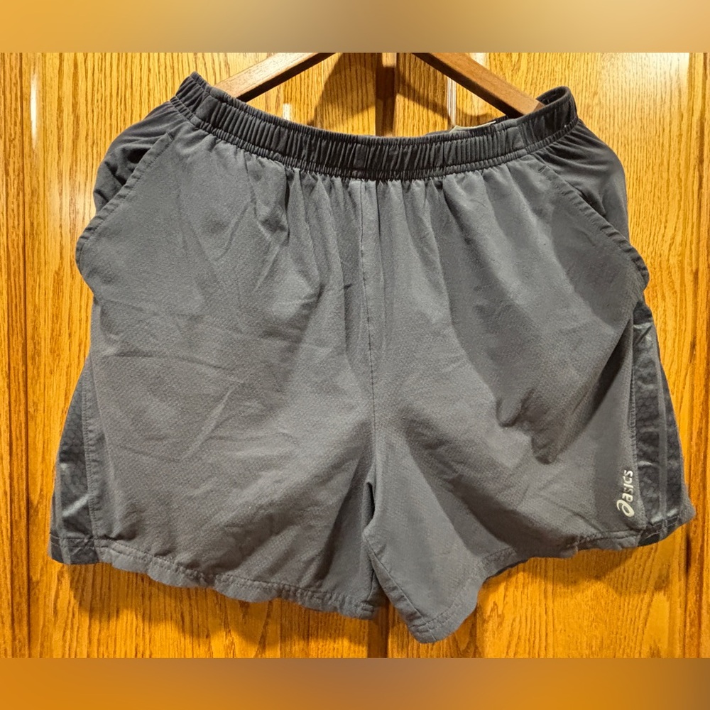 Asics Men's Charcoal Athletic Shorts